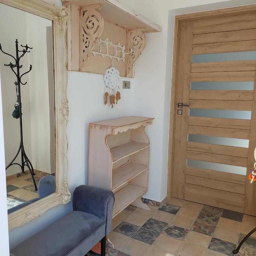 Dr Becsey Luxury Apartman Bekescsaba Esterno foto